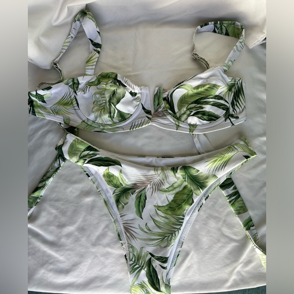 Monday Swimwear Other - Monday Swimwear two piece set!